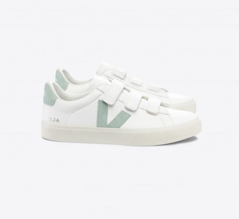 Tênis VEJA Masculino Recife Couro Branco Matcha VEJA - VERT Oficial