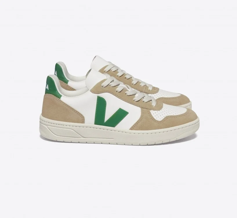 Tênis VEJA Masculino V-10 Couro Branco Emeraude Sahara VEJA - VERT Oficial