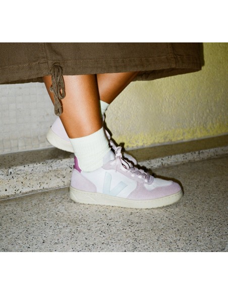 Tênis VEJA Feminino V-10 Couro Gravel Menthol Parme VEJA - VERT Oficial