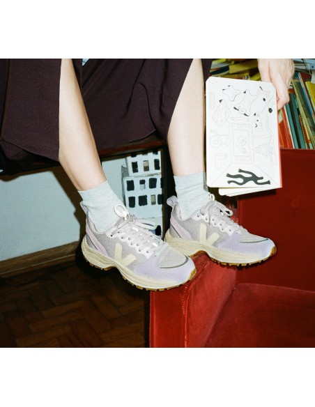 Tênis VEJA Feminino Venturi Alveomesh Natural Cashew Multico VEJA - VERT Oficial