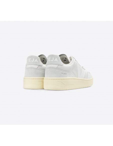 Tênis VEJA Feminino V-90 Couro Gravel Branco VEJA - VERT Oficial