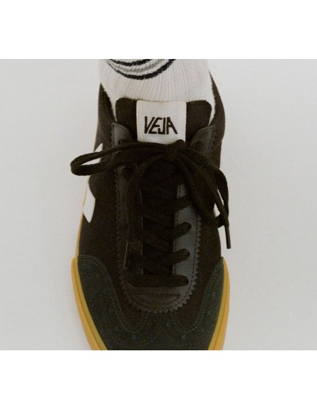 Tênis VEJA Feminino Volley Algodão Preto Branco Natural VEJA - VERT Oficial