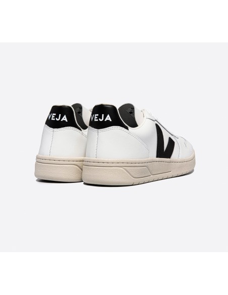 Tênis VEJA Feminino V-10 Couro Branco Preto VEJA - VERT Oficial