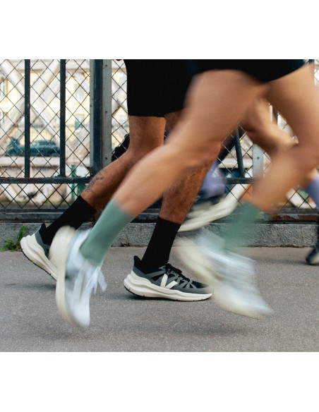 Tênis VEJA Masculino Condor 3 Engineered-Mesh Preto Calcaire VEJA - VERT Oficial