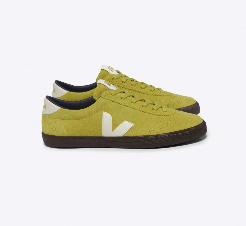 Tênis VEJA Masculino Volley Suede Liquor Pierre Eagle VEJA - VERT Oficial