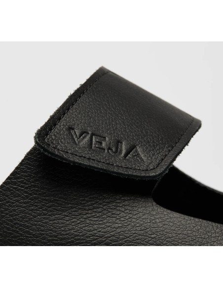 Sandália VEJA Feminino Etna Couro Preto VEJA - VERT Oficial