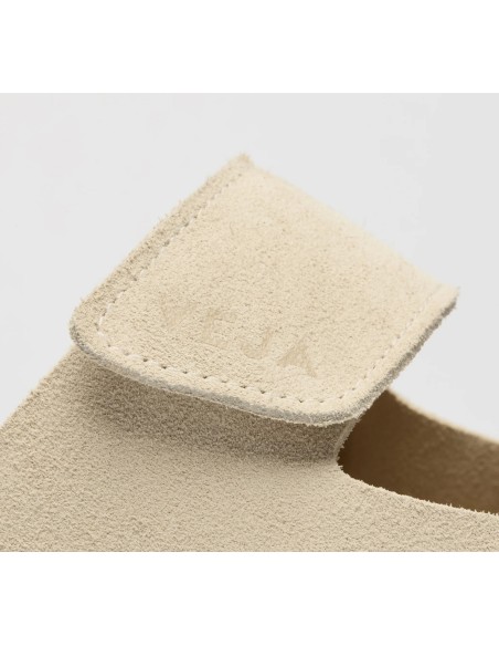 Sandália VEJA Feminino Etna Suede Pierre Almond VEJA - VERT Oficial